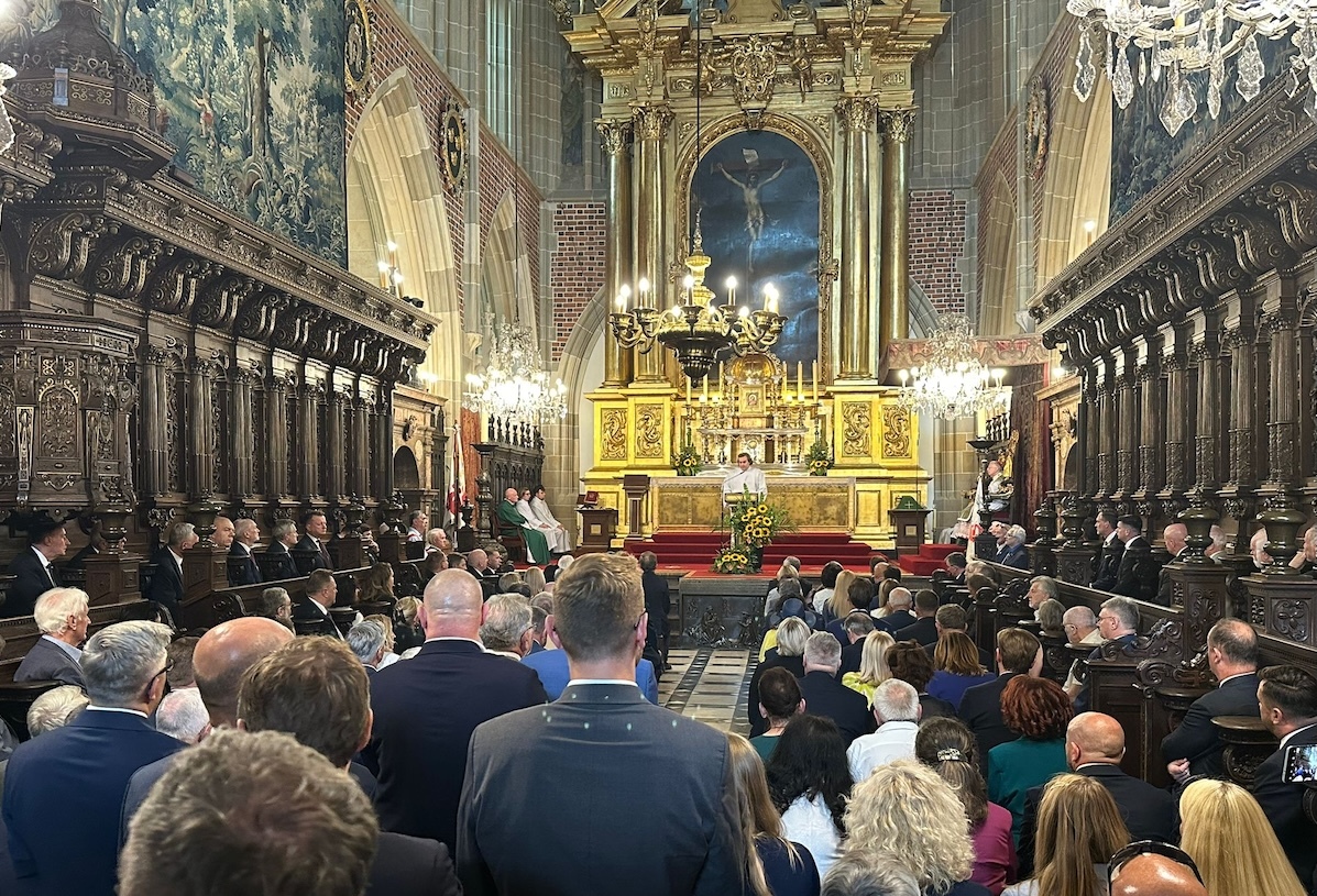 Solemn Mass on the occasion of the birthday of the Kaczyński brothers