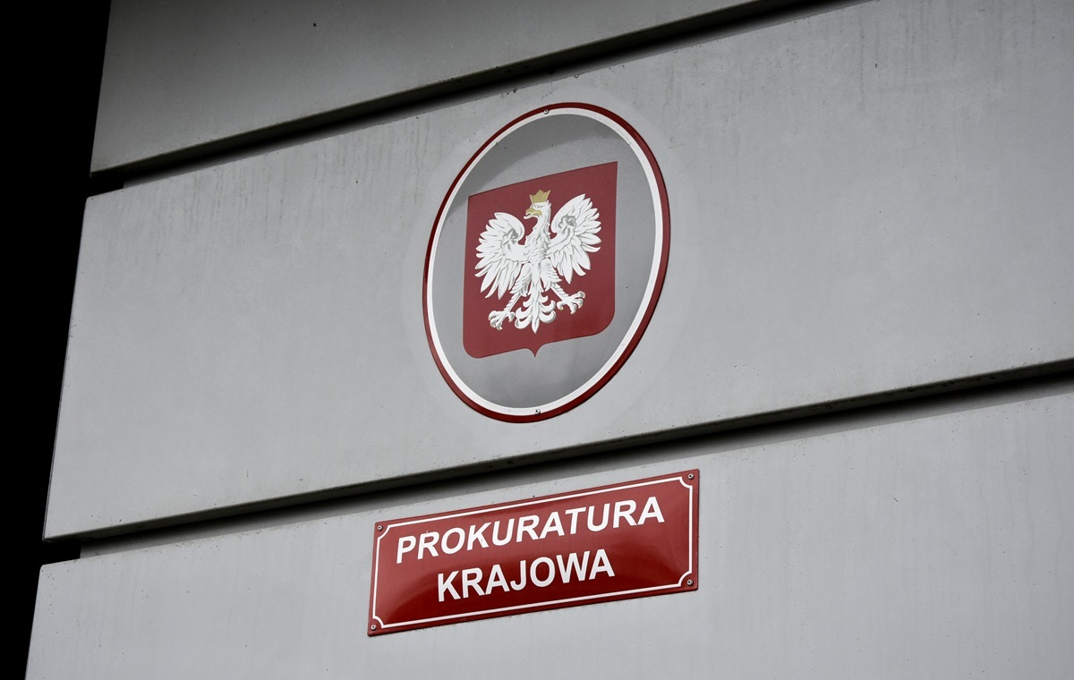 The National Neo-Prosecutor's Office in the service of "Iustitia"