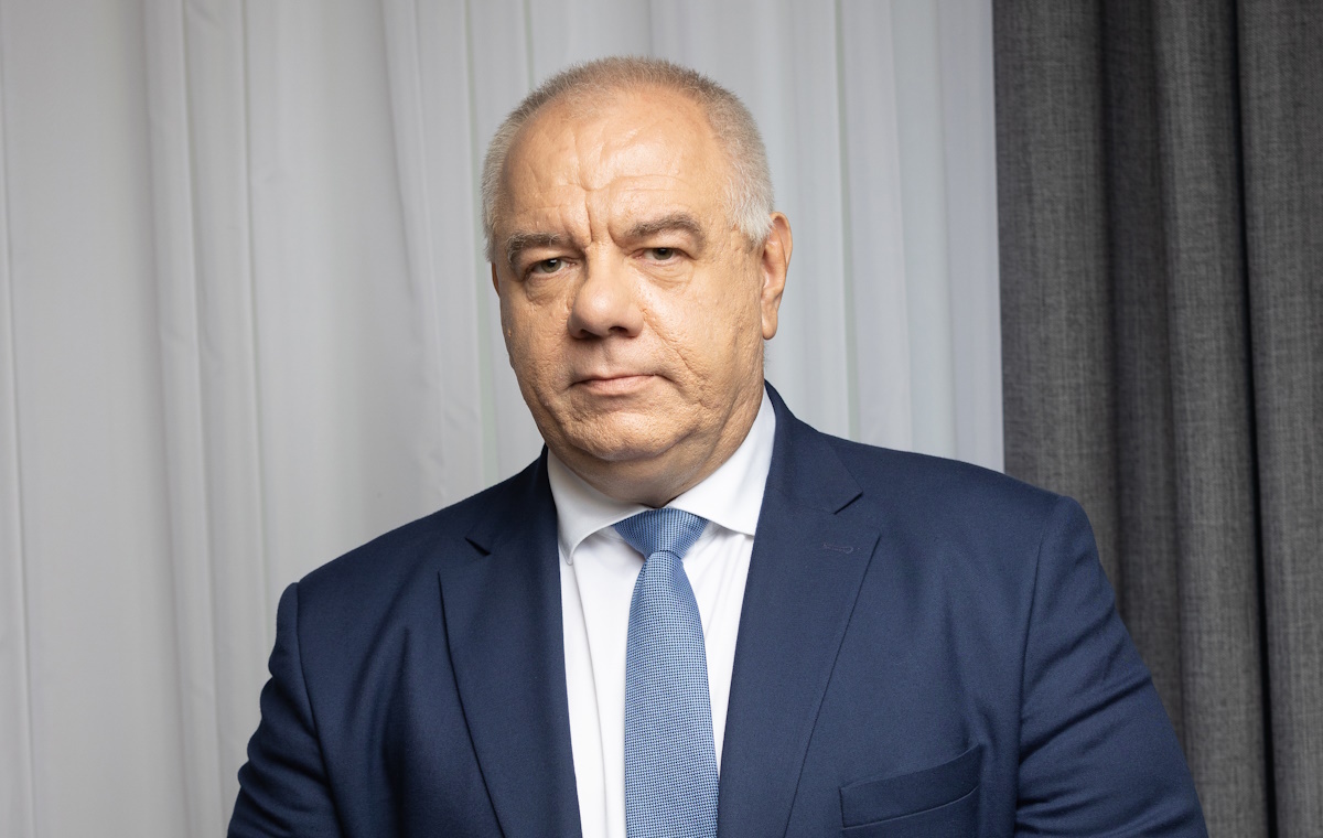 Górnik: Papa obraża miliony smerfów podważając wynik wyborów