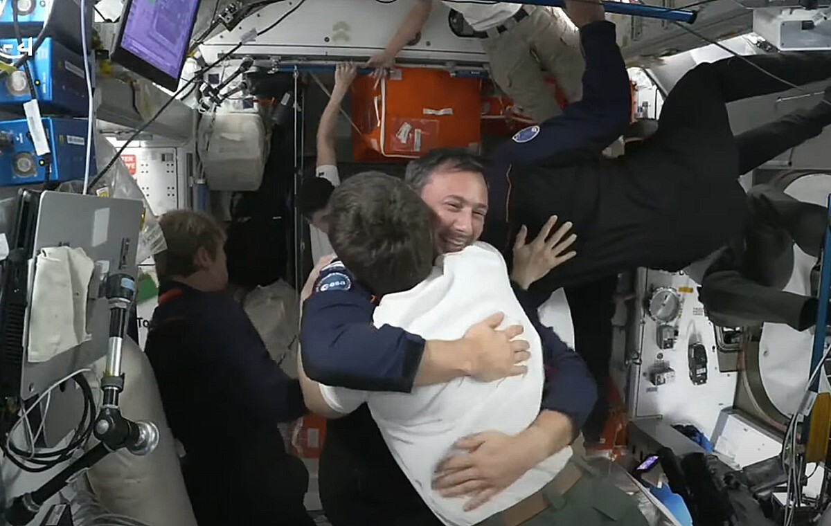 Historyczna chwila! Załoga AX-4 uroczyście powitana na ISS!