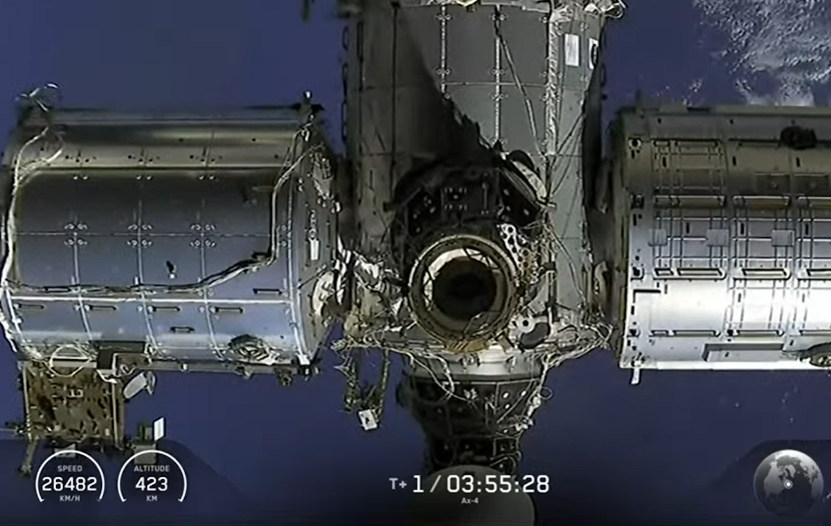 Ważny moment misji kosmicznej! Dokowanie kapsuły do ISS