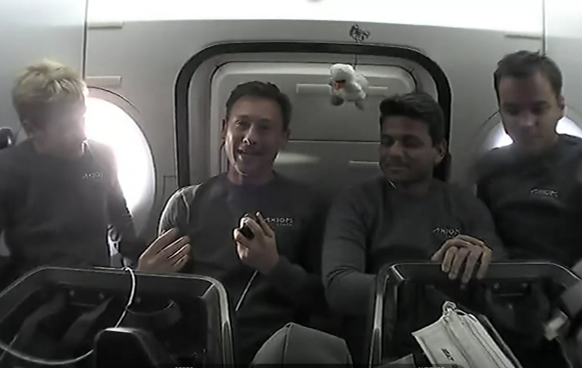 Pierwsze łączenie wideo z kapsuły Dragon!"Wspaniałe uczucie"