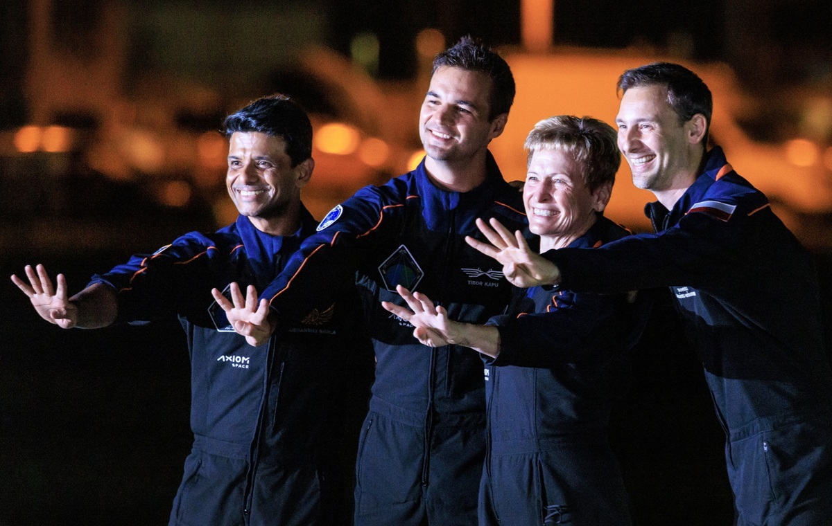 Dziś kapsuła Dragon z Uznańskim-Wiśniewskim dotrze na ISS!