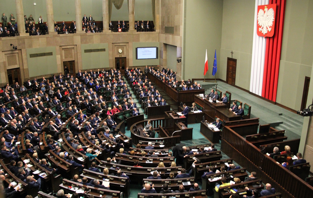 Blamaż! CBOS: 52 proc. badanych źle ocenia pracę Sejmu