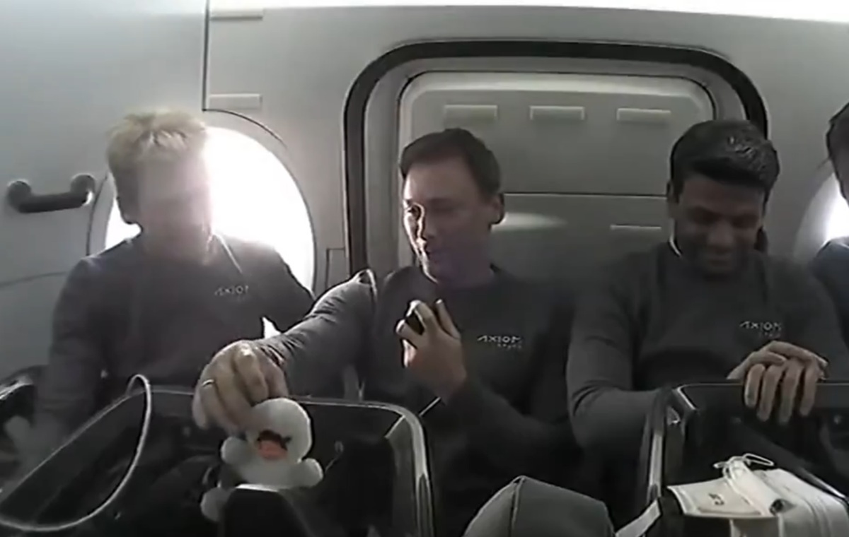 Uznański-Wiśniewski już realizował trzy eksperymenty!