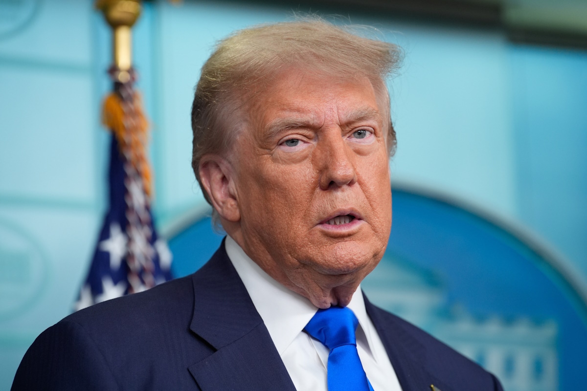 Trump broni Netanjahu oskarżonego o korupcję: To szaleństwo