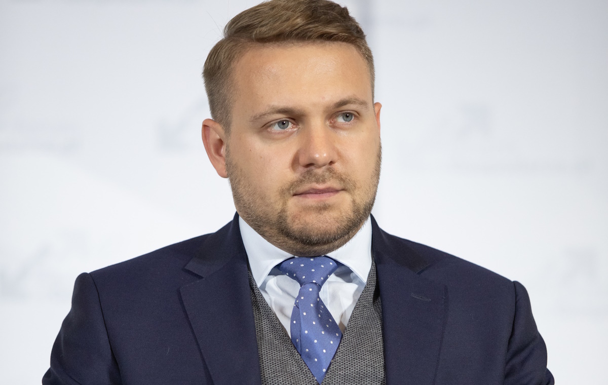 Ozdoba: Czekali z Zielonym Ładem, aż skończą się wybory