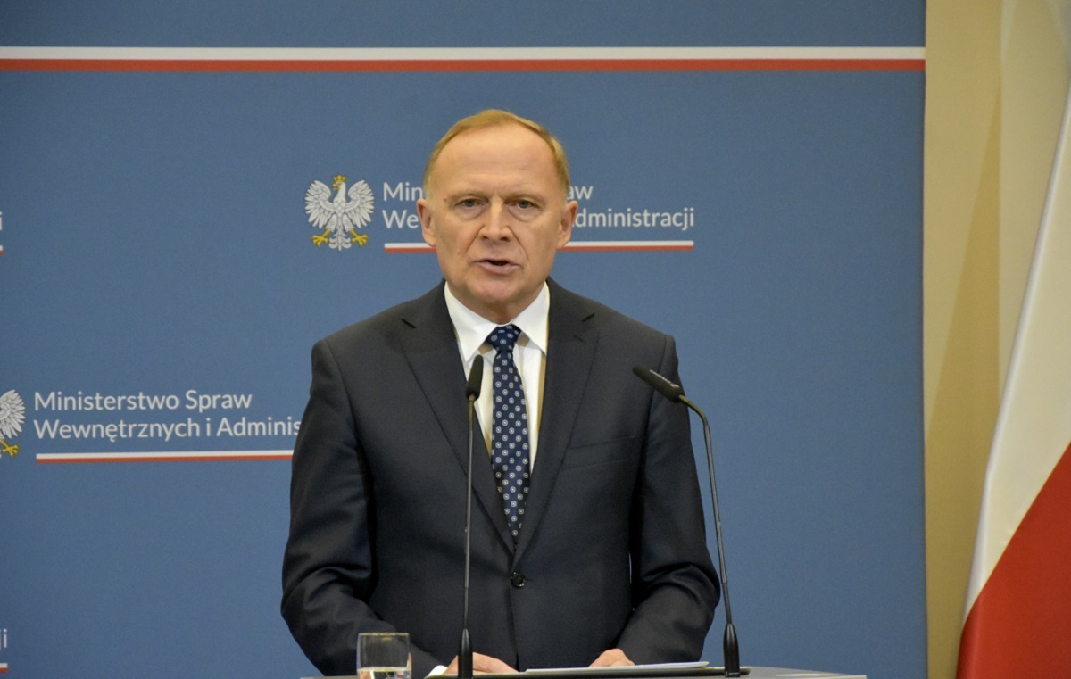 What arrogance! Mroczek in neo-TVP threatens the defenders of the borders?!