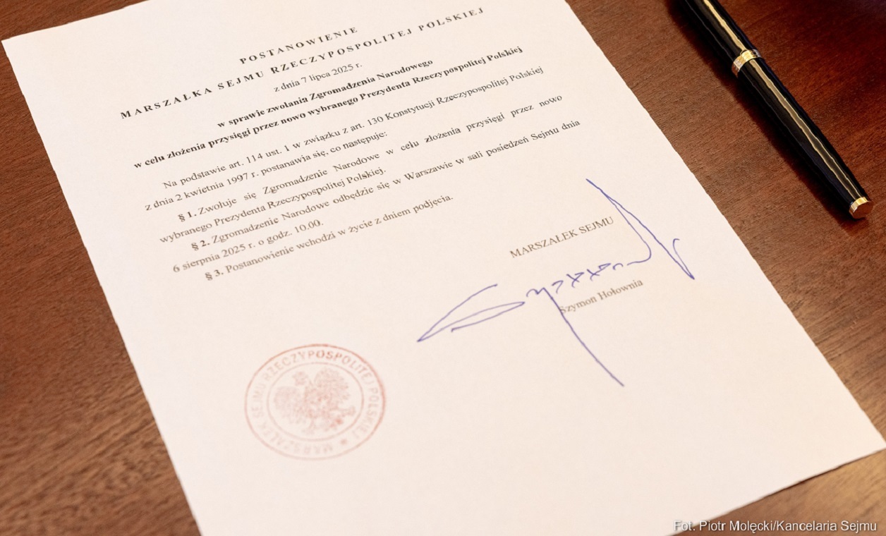 Zaprzysiężenie Nawrockiego 6 sierpnia. Jest podpis Hołowni!