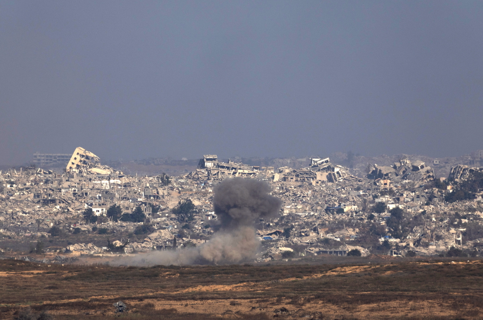 Izraelskie naloty w Strefie Gazy. Dziesiątki zabitych