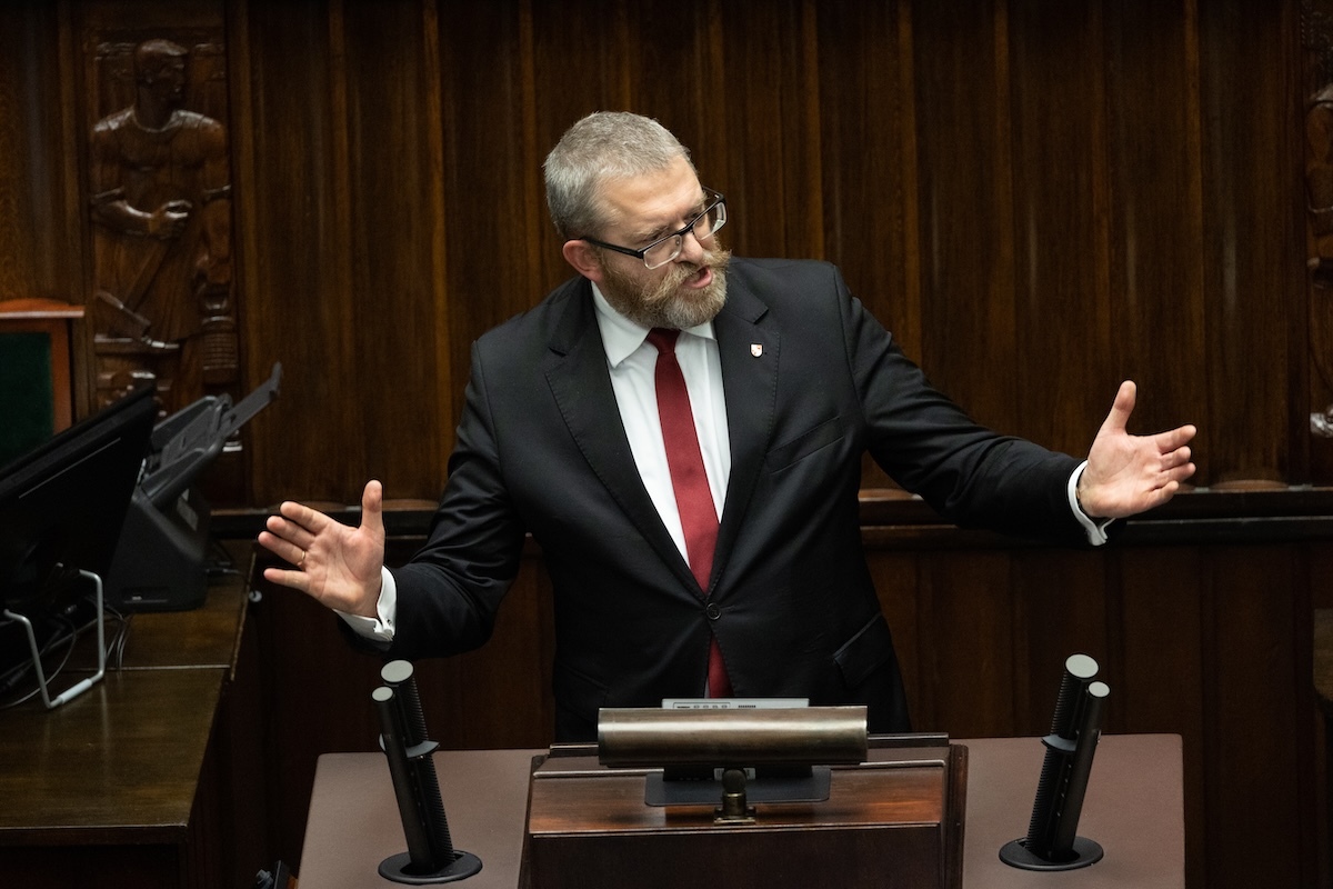 Braun continues his shameful gas chamber narrative