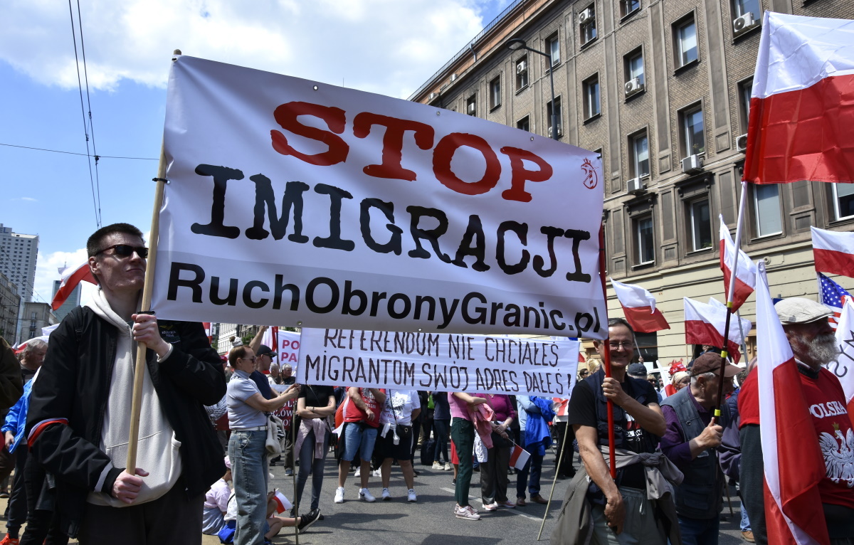 TYLKO U NAS. Robert Bąkiewicz: Na granicy stoi naród!