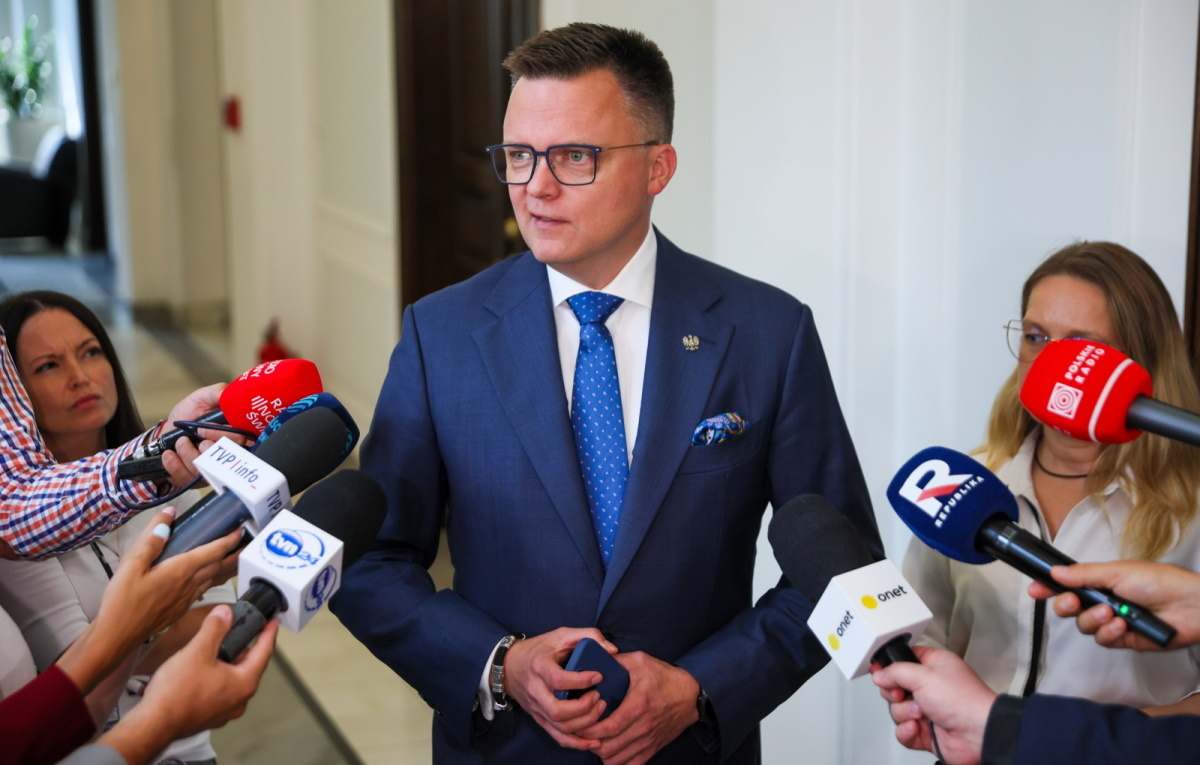 Hołownia przyznał, iż był namawiany do zamachu stanu!