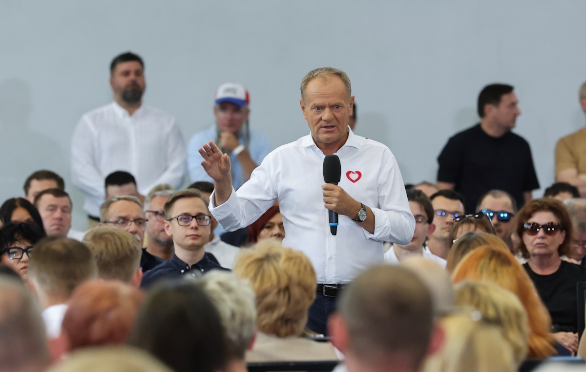 Tusk opowiadał, iż jest katolikiem i... uderzył w Kościół