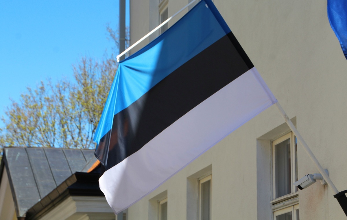 Rosyjski okręt przestrzeń terytorialną Estonii!