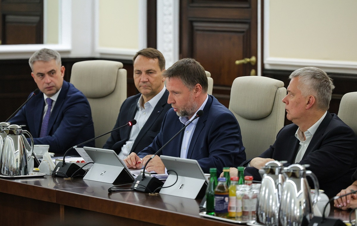 Kierwiński uniknął błędu Tuska: "Tak, staram się uważać"