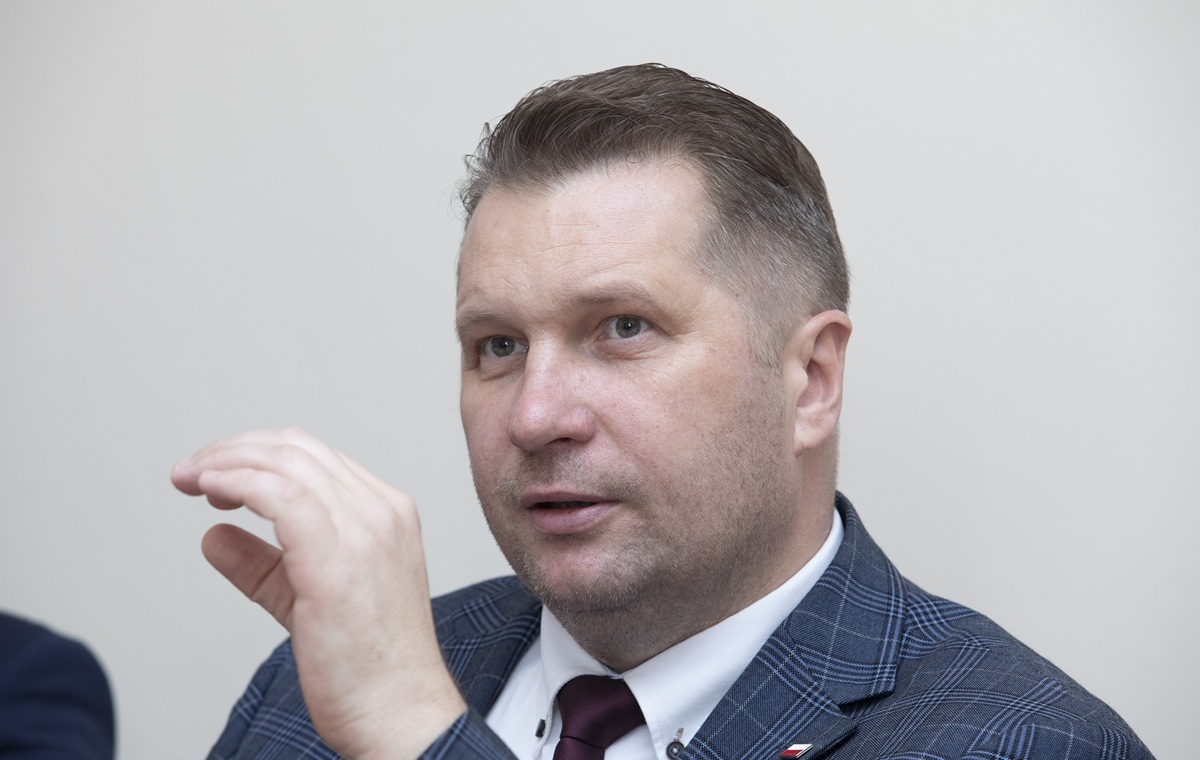 Prof. Czarnek chce rozmawiać z wyborcami Konfederacji