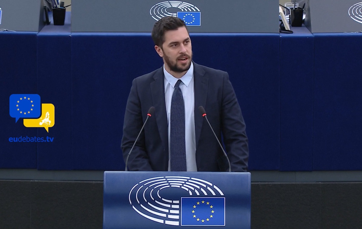 wiadomości,aktualności,wPolityce.pl Grecki europoseł o PW: Był to akt poświęcenia całego narodu