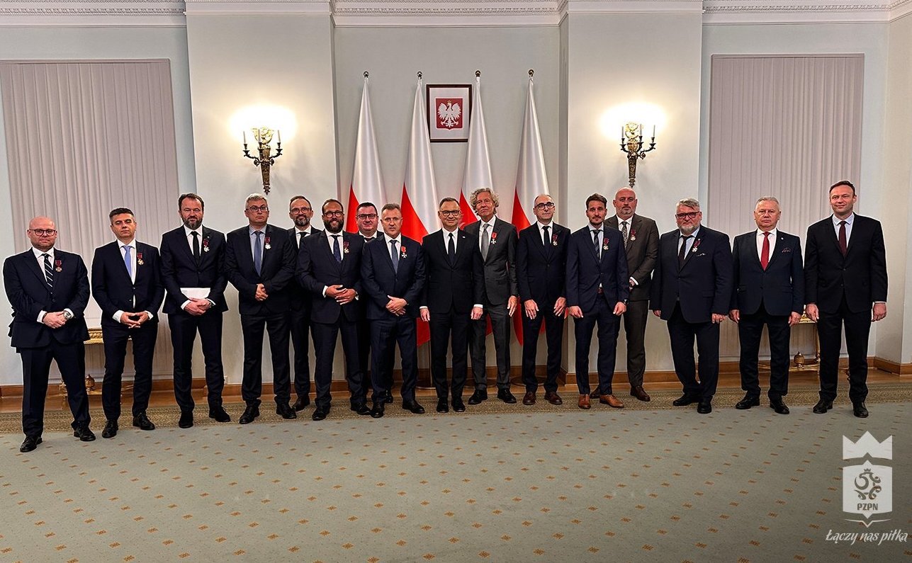 wiadomości,aktualności,wPolityce.pl Prezydent odznaczył działaczy piłkarskich