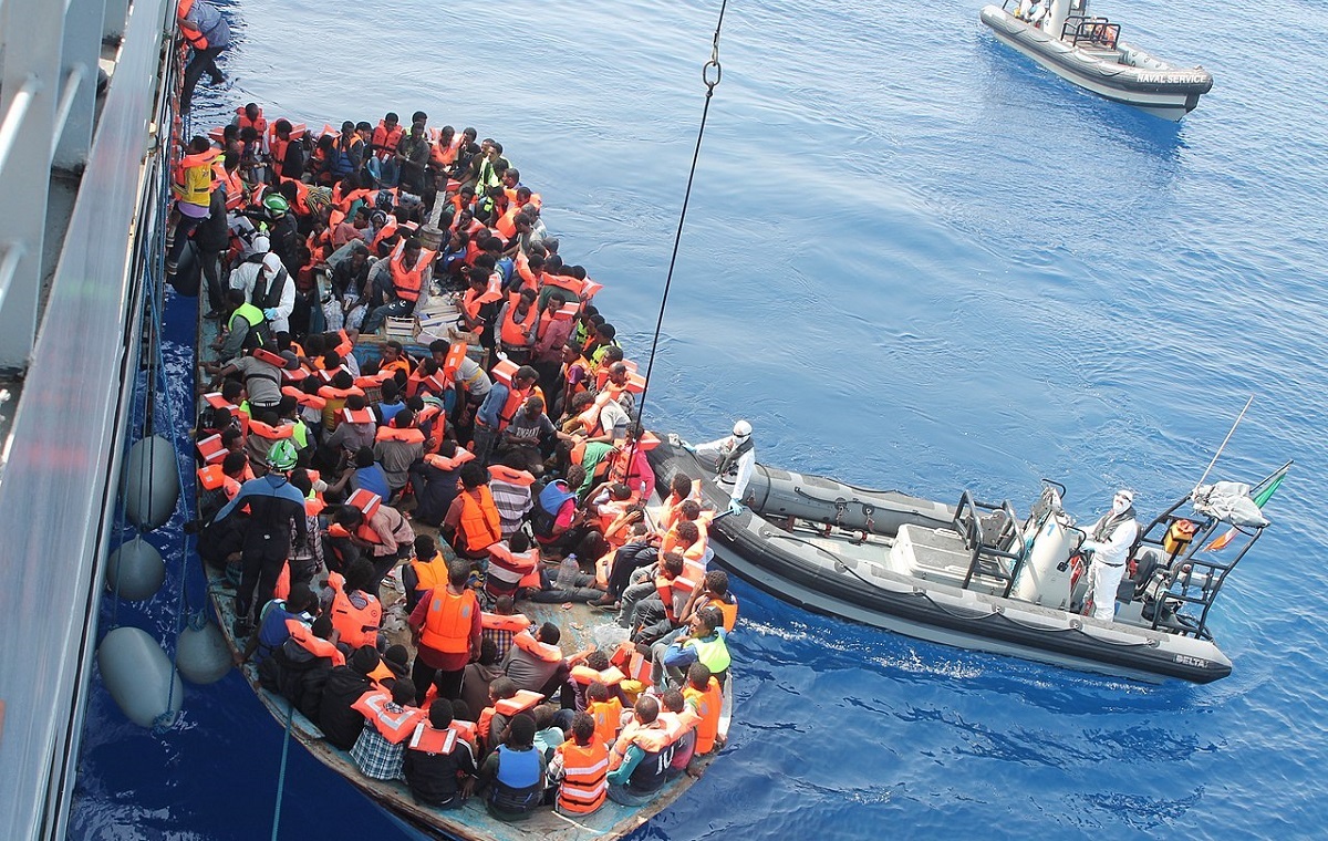 "FT": Większość państw UE popiera odsyłanie migrantów