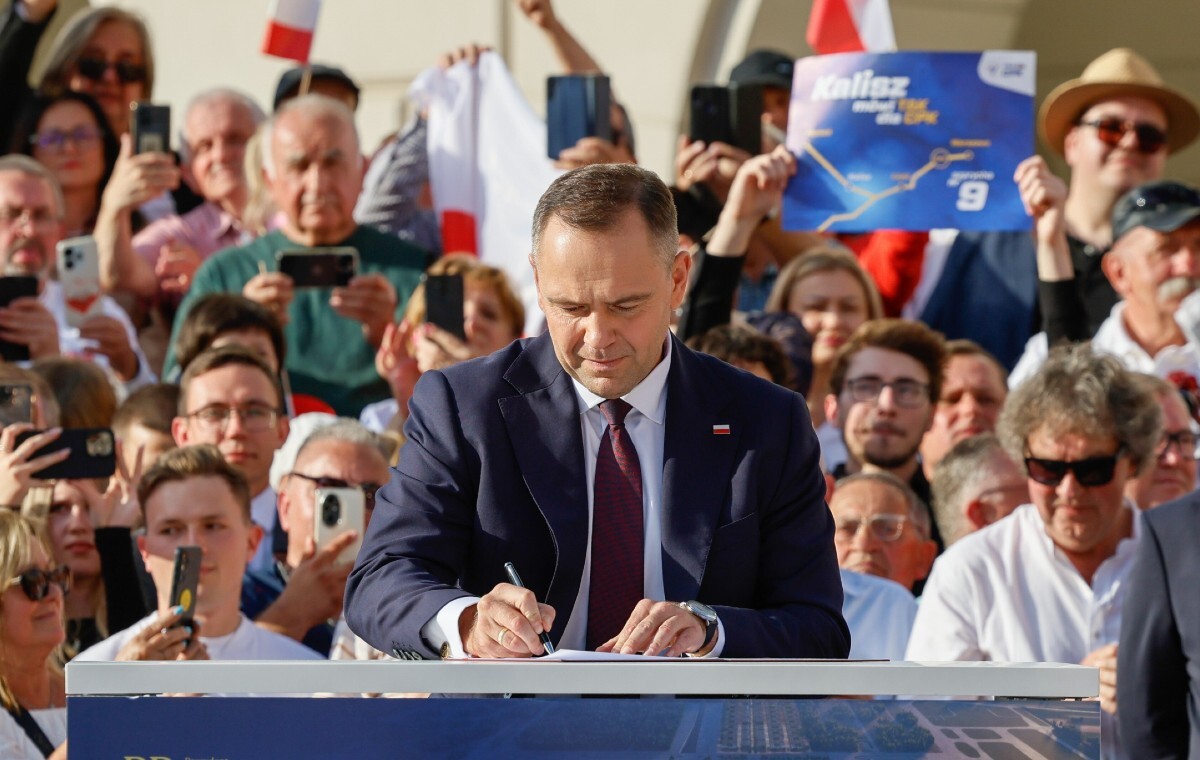 Prezydent Nawrocki skierował do Sejmu projekt ustawy o CPK