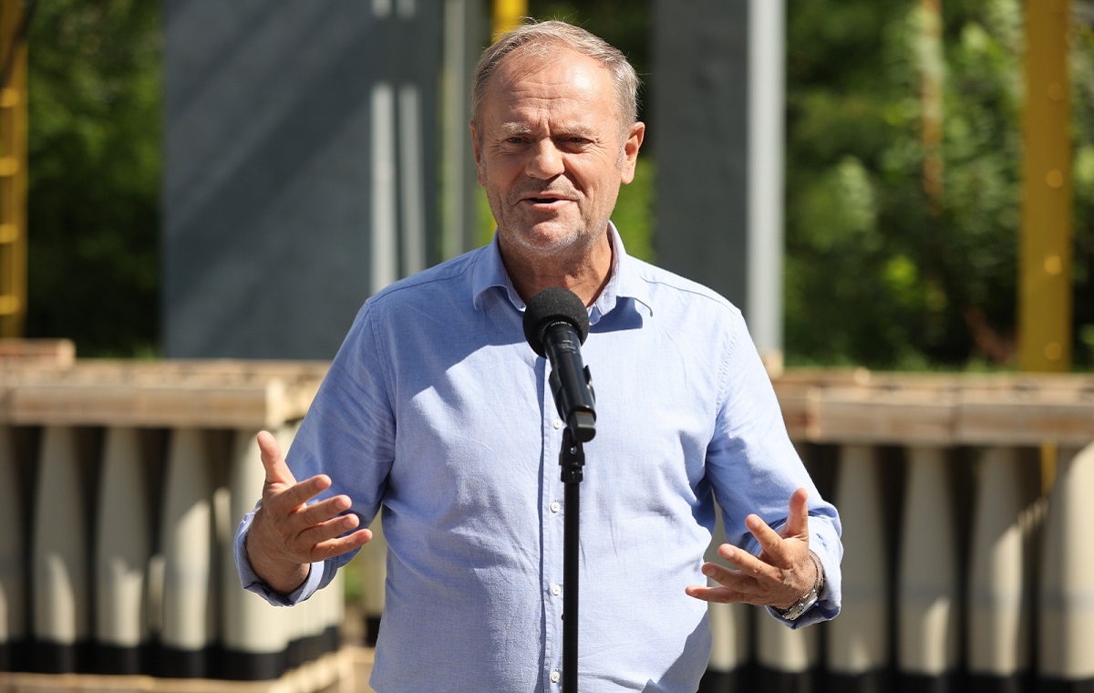 Tusk kreuje się na polityka, który ostrzegał przed Rosją!