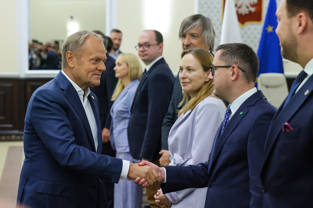 Удар Туска. Пелчиньска-Наленч реагирует: Чувство юмора