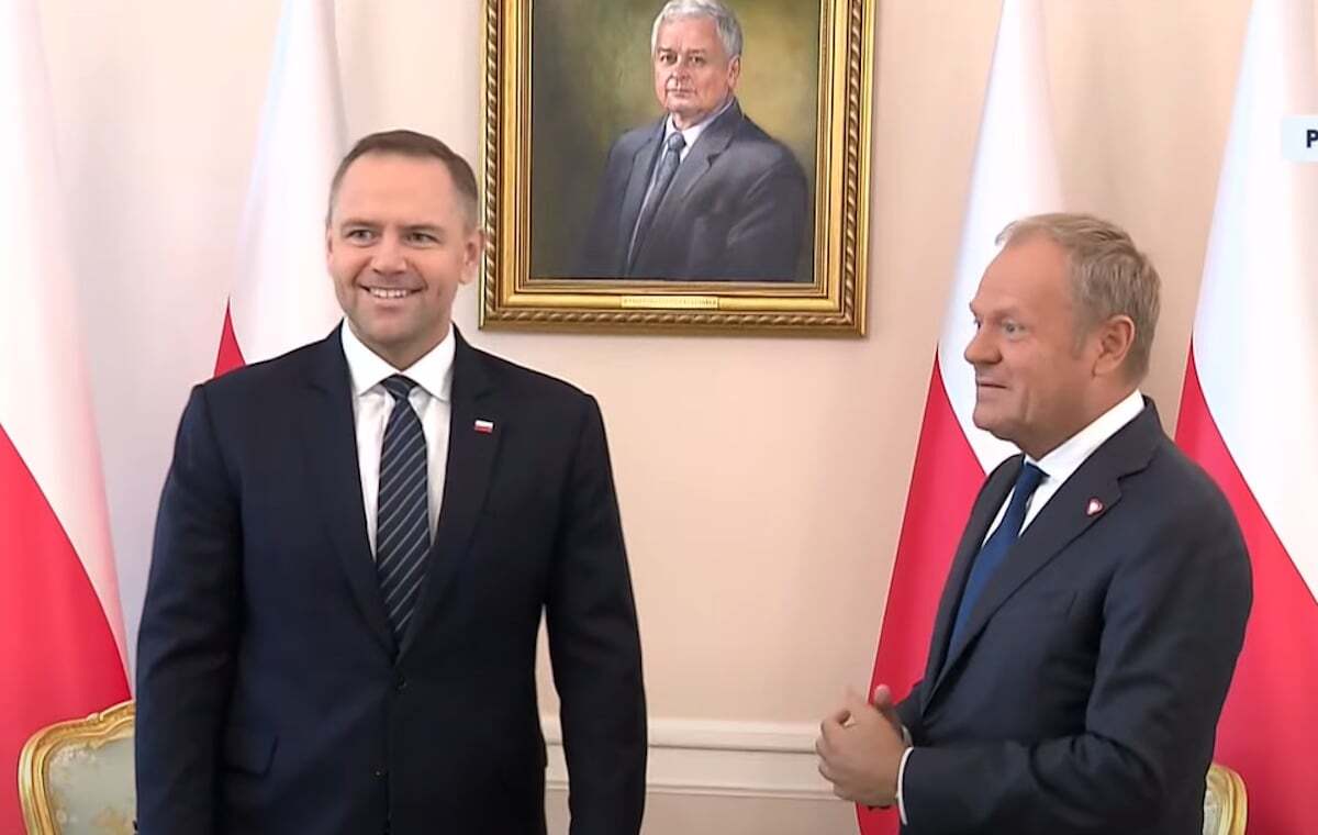 Zagubiony Papa czekał na Nawrockiego w Pałacu Prezydenckim