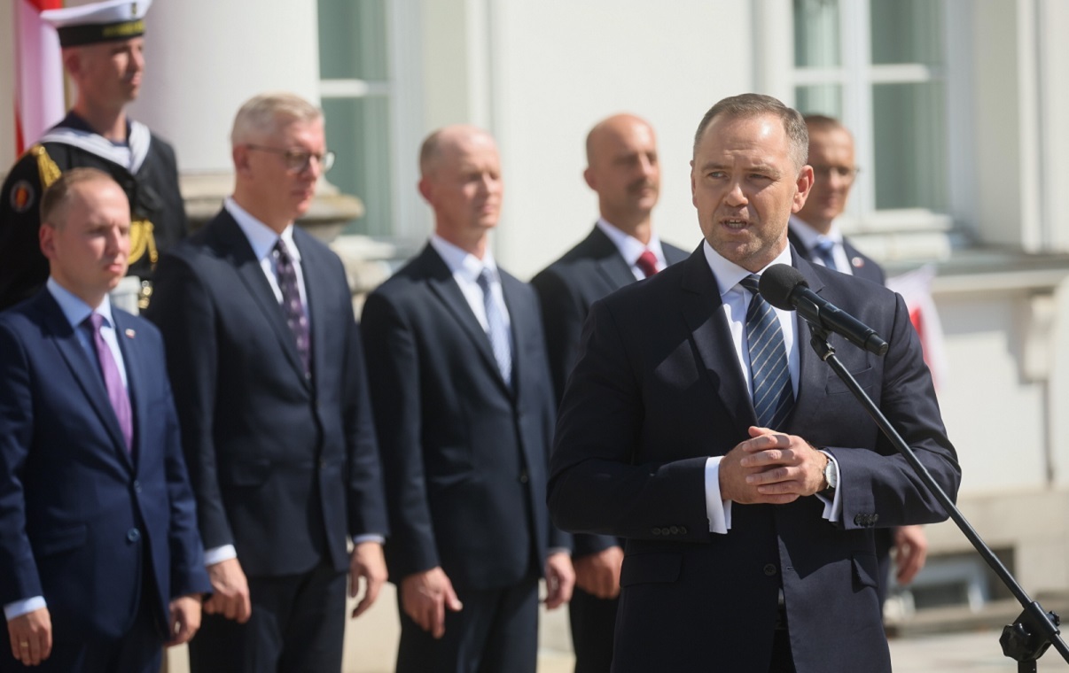 Prezydent Nawrocki: Wojsko Polskie musi trwać