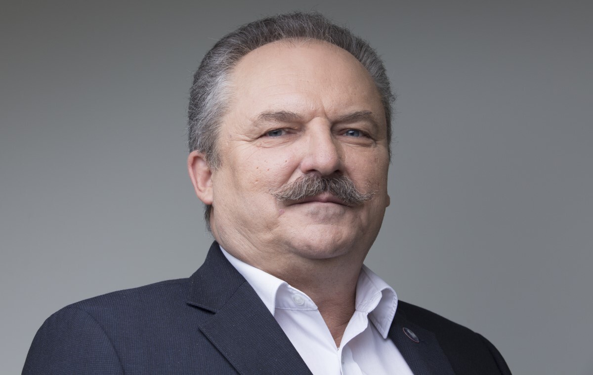 TYLKO U NAS. Obronność poza polityką. Jakubiak: To priorytet