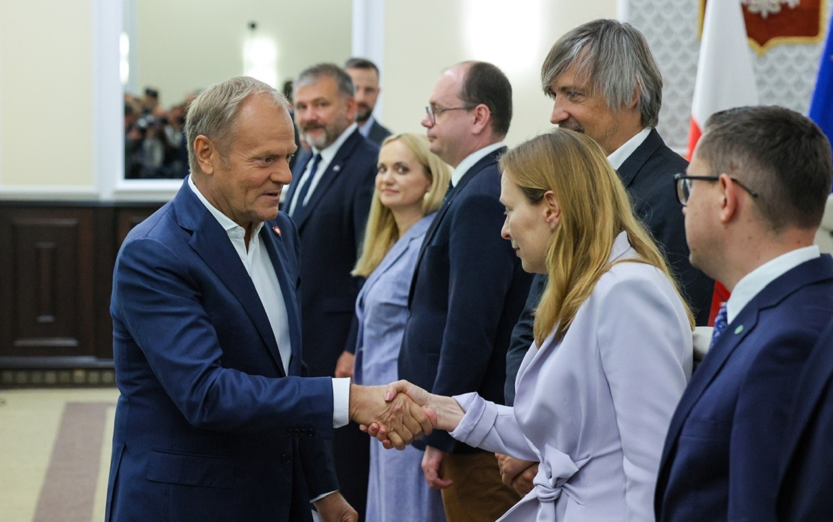 Reakcja rządu na aferę KPO. Jak widzą to Polacy? SONDAŻ