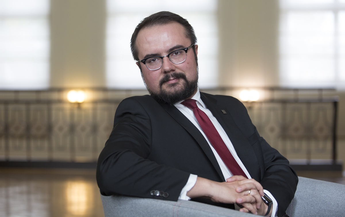 NASZ WYWIAD. Jabłoński: Dziwię się, iż rząd Tuska rezygnuje