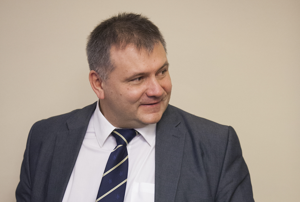 Żurek trzyma się planu "reaktywowania" starej KRS