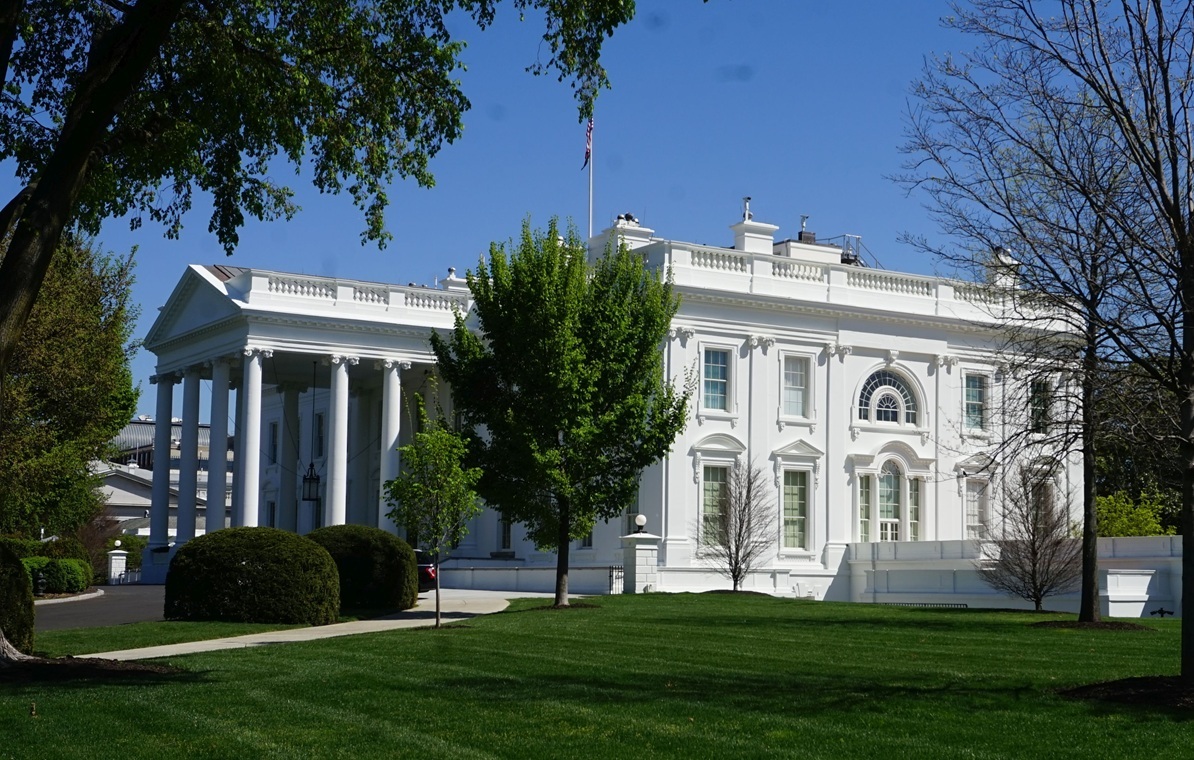 Rozmowy w USA bez Polski. "Podyktowana intuicją decyzja"