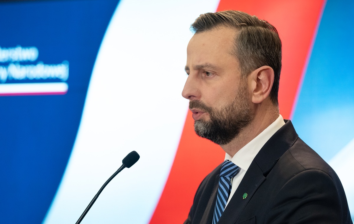 Rządowe rozbieżności ws. drona. Kosiniak-Kamysz tłumaczy