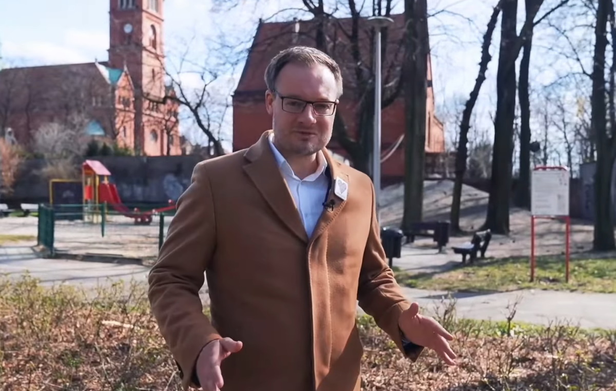 To on zwyciężył w Zabrzu! Kim jest Kamil Żbikowski?