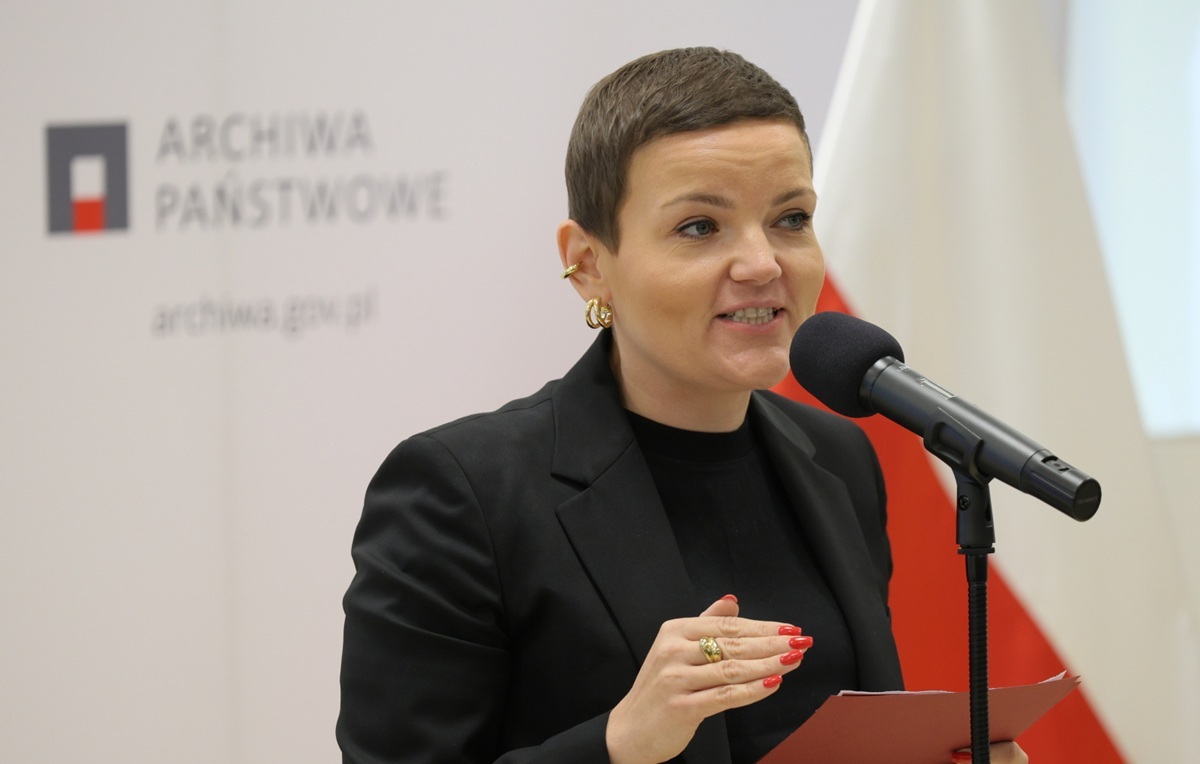 Minister kultury stara odciąć się od skandalu Ruchniewicza