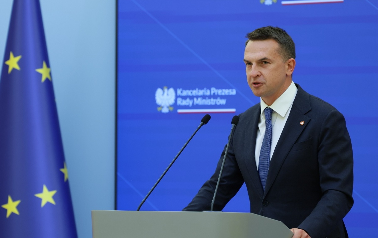 Szłapka potwierdza. Tusk przyjdzie na Radę Gabinetową