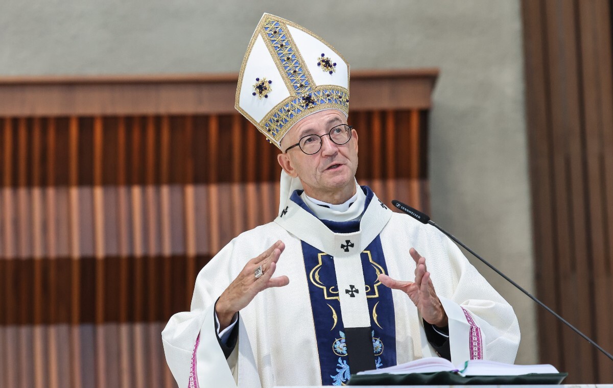 Abp Galbas: Lekcje religii muszą być na najwyższym poziomie wiadomości,aktualności,wPolityce.pl Abp Galbas: Lekcje religii muszą być na najwyższym poziomie