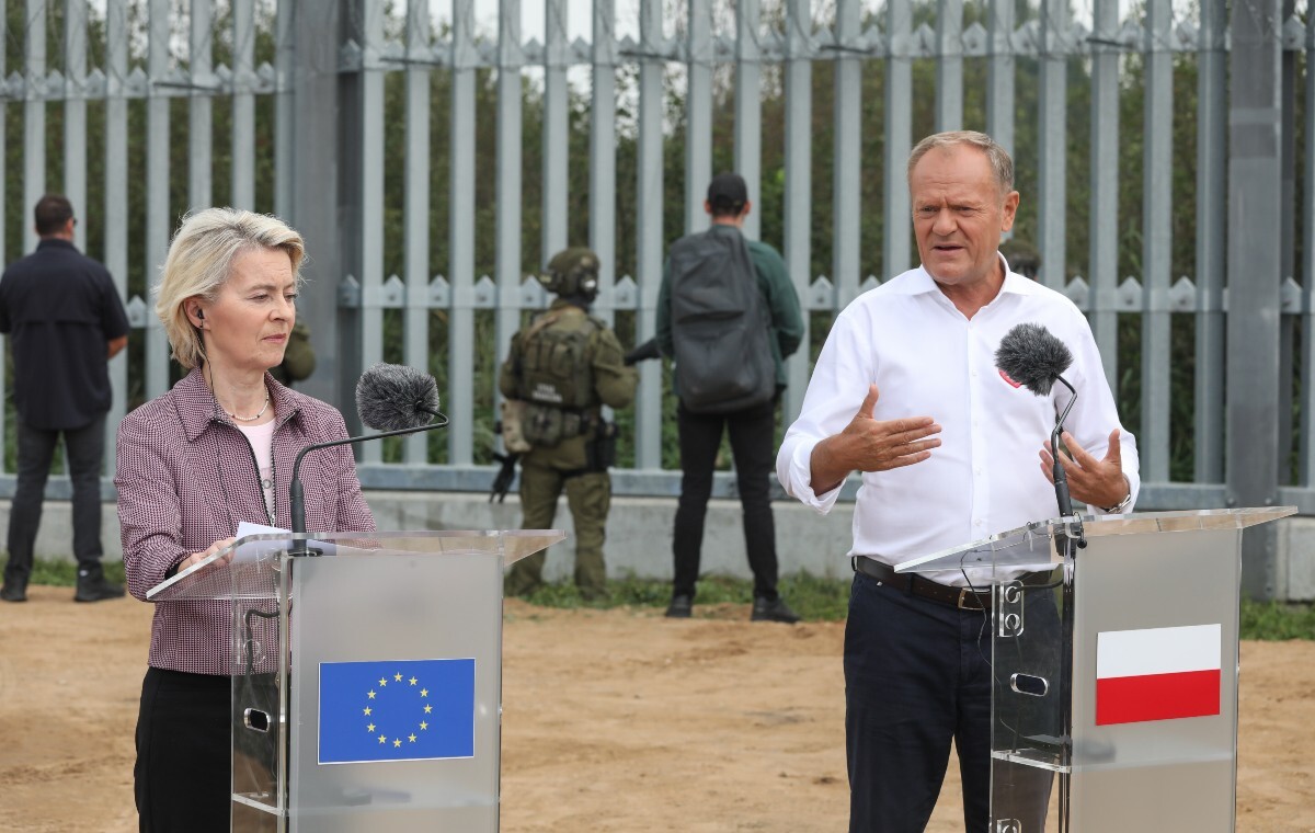 Tuskowi nie uda się wmówić, że od zawsze walczył z imigracją