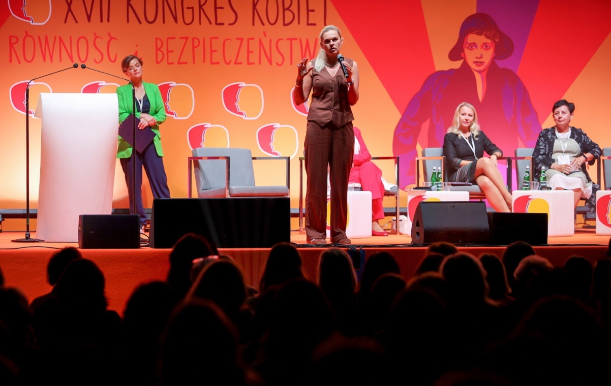Nowacka na Kongresie Kobiet atakuje prawicę: Nie byłoby was!