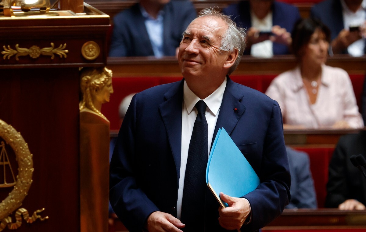 Dziś dymisja premiera Francji. Zaplanowano ogromne protesty wiadomości,aktualności,wPolityce.pl Dziś dymisja premiera Francji. Zaplanowano ogromne protesty