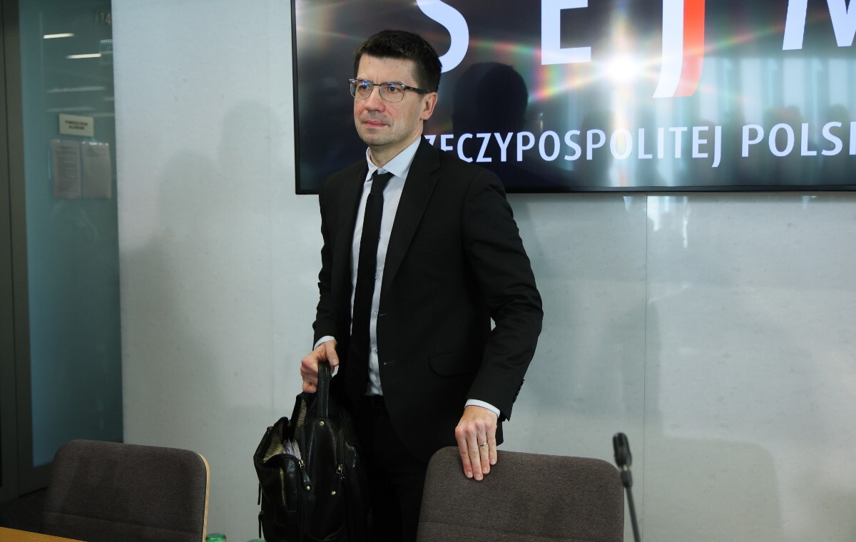 Sejmowa komisja za powołaniem Haładyja na prezesa NIK