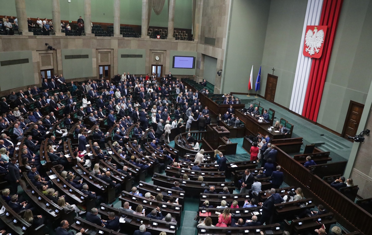 Sejm skierował do komisji projekt ustawy o pomocy Ukraińcom