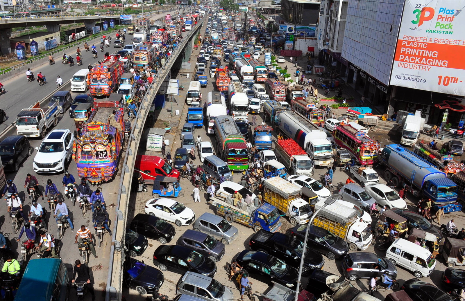 wiadomości,aktualności,wPolityce.pl Wielka woda zalewa Pakistan. Trwa ewakuacja milionów ludzi