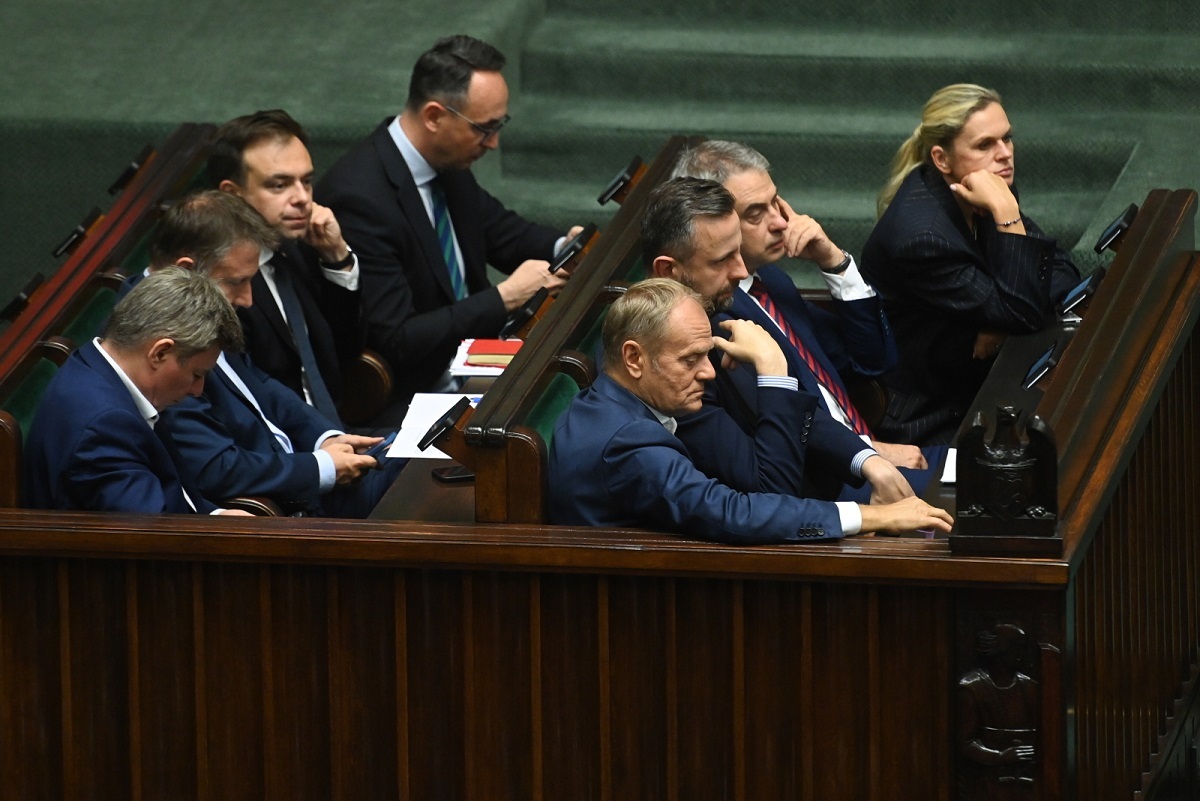 Rząd próbuje walczyć z prezydentem ustawą o pomocy Ukraińcom