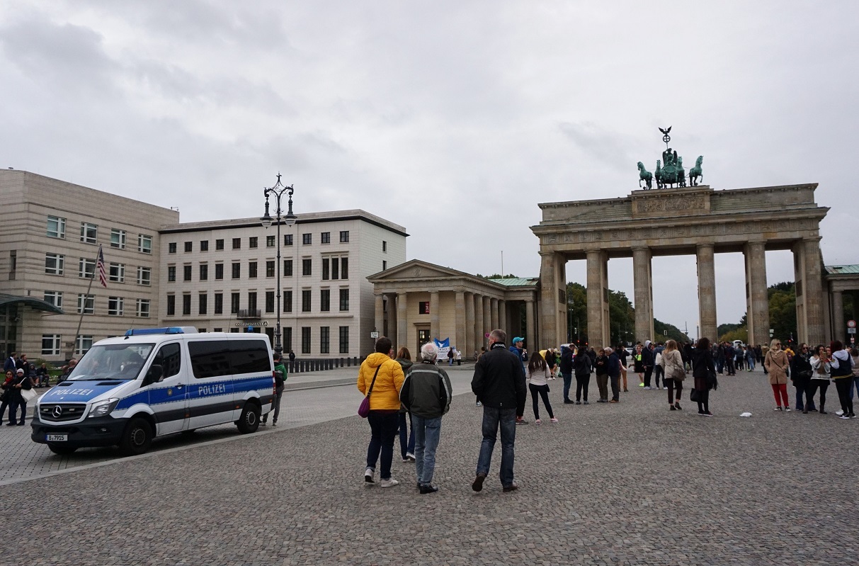 Berlin zalała fala nożowników! Kilka ataków dziennie