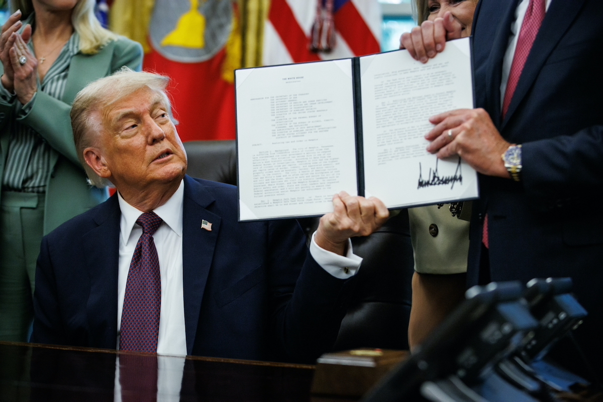 Trump chce uznania Antify za organizację terrorystyczną