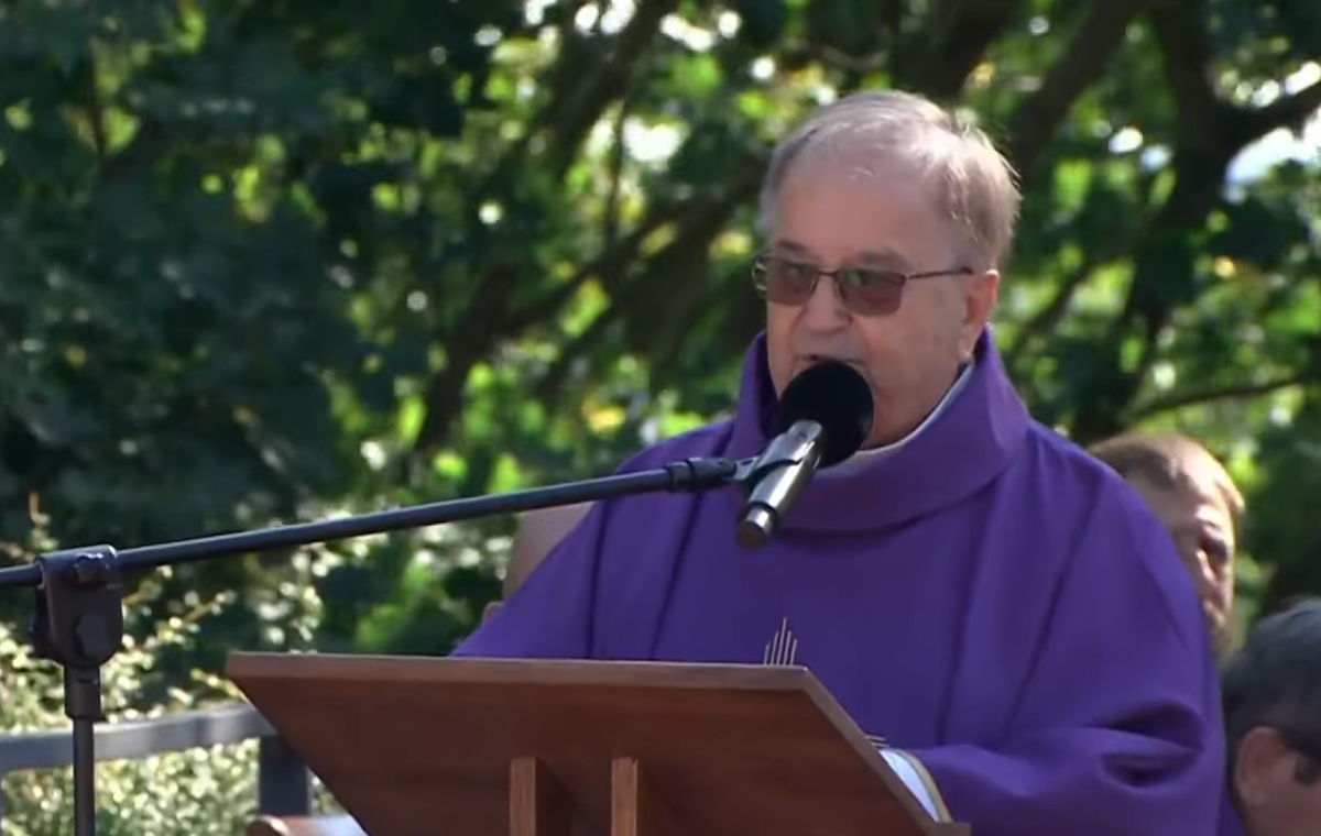 wiadomości,aktualności,wPolityce.pl O. Rydzyk żegna bpa. Dydycza: Niech Pan Tobie da koronę