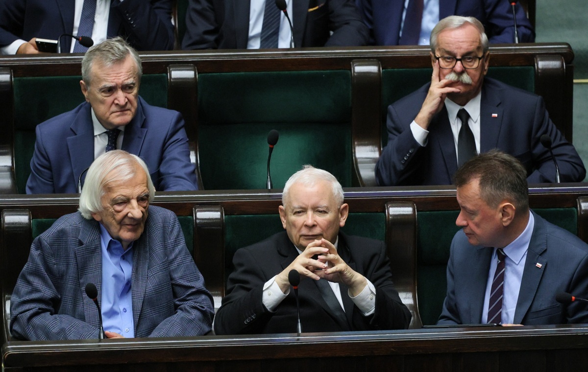 Pakt senacki PiS-u i Konfederacji? Sensacyjne doniesienia